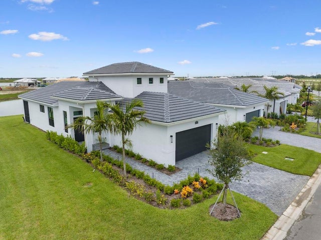 2 of 46 - 12442 Sw Lunata Way, Port Saint Lucie, FL
