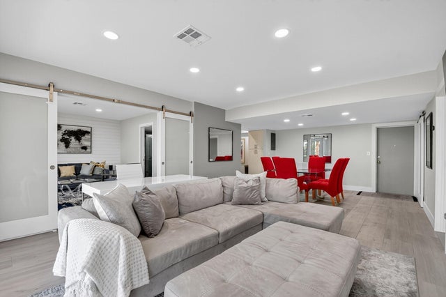 3 of 30 - 1701 Presidential Way #a203, West Palm Beach, FL