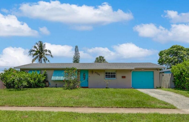 2 of 42 - 3265 Bermuda Road, Palm Beach Gardens, FL