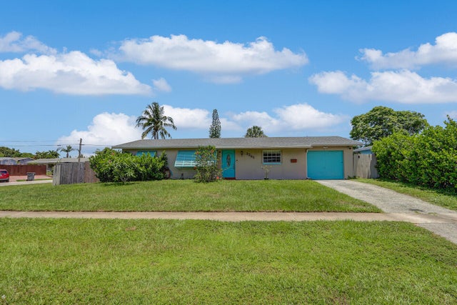 3 of 42 - 3265 Bermuda Road, Palm Beach Gardens, FL