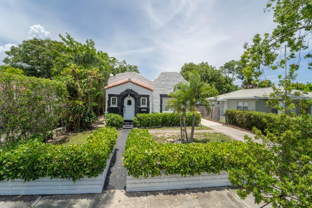 3 of 29 - 933 38th Street, West Palm Beach, FL