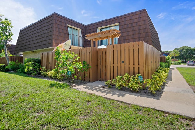 1 of 32 - 6165 Se Riverboat Drive #1019, Stuart, FL