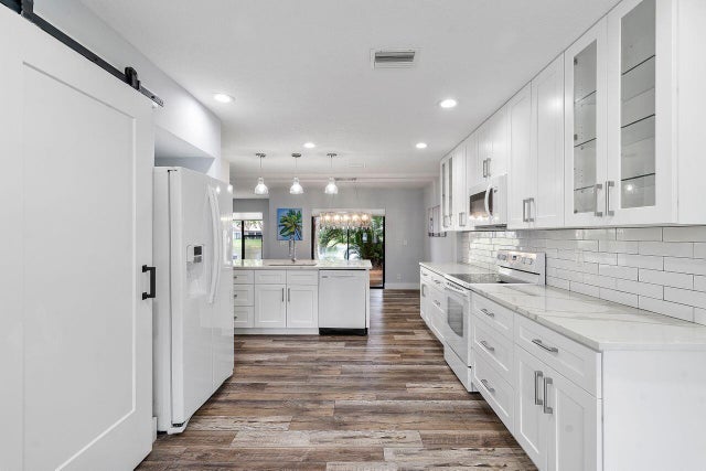 3 of 40 - 624 N Deer Creek North Shore Drive N, Deerfield Beach, FL