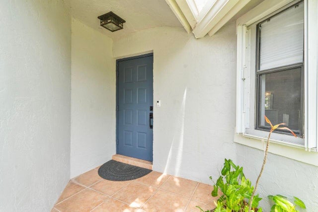 5 of 40 - 624 N Deer Creek North Shore Drive N, Deerfield Beach, FL