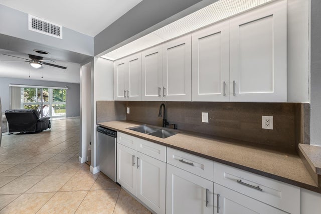 4 of 34 - 1705 Andros Isle(s) #f2, Coconut Creek, FL