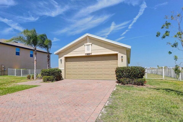 1 of 7 - 905 Bent Creek Drive, Fort Pierce, FL