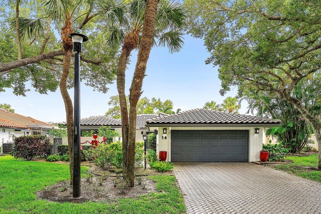 1 of 73 - 14 Oaks Lane, Boynton Beach, FL