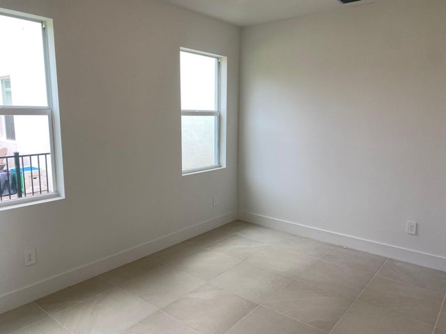 5 of 12 - 6880 Se Park Trace Drive, Stuart, FL