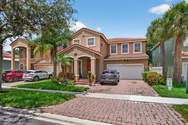 2 of 72 - 5057 Sancerre Circle, Lake Worth, FL