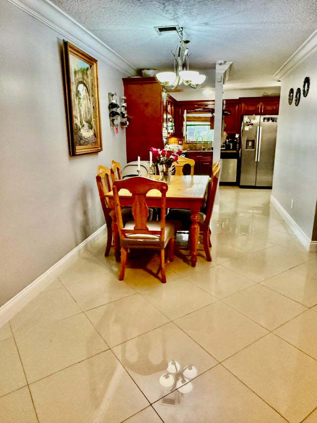 5 of 16 - 304 Shoreview Drive #4, Greenacres, FL