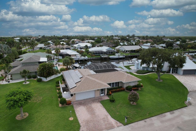 1 of 68 - 121 Queen Ann Court, Hutchinson Island, FL