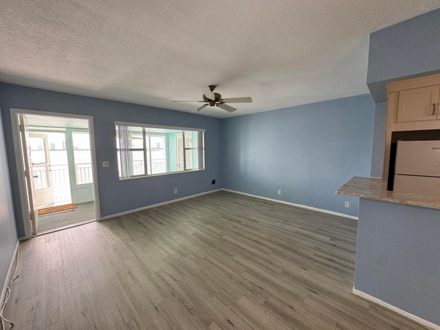 3 of 47 - 100 Shore 307 Court #307, North Palm Beach, FL