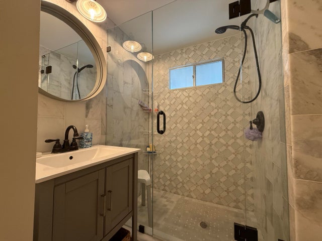 3 of 14 - 207 Eagle Drive #d, Briny Breezes, FL