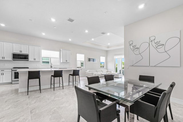 Photo of Listing #RX-11106490