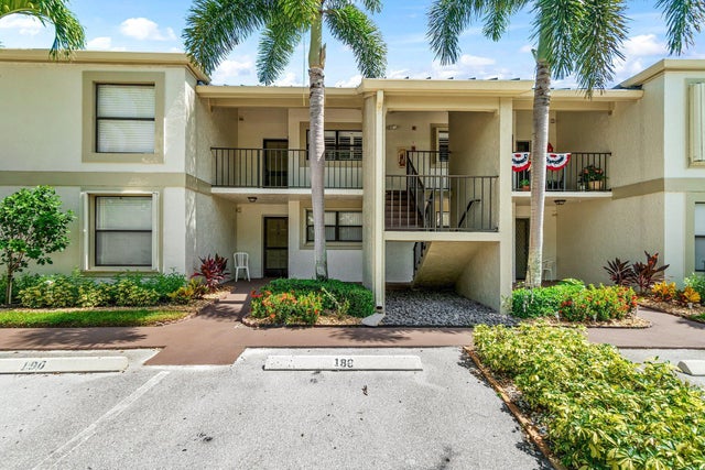4 of 41 - 6944 Briarlake Circle #203, Palm Beach Gardens, FL