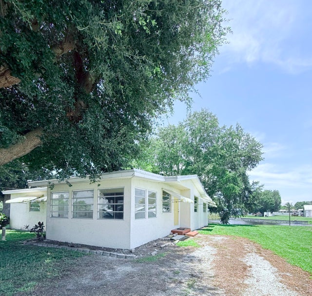 2 of 26 - 1025 Ash Circle, Okeechobee, FL