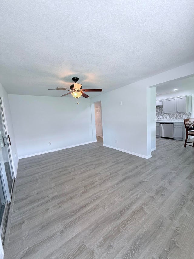 5 of 26 - 1025 Ash Circle, Okeechobee, FL