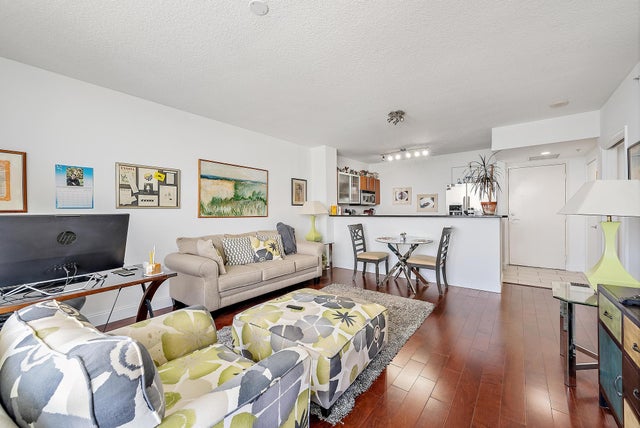 3 of 18 - 1551 N Flagler Drive #1410, West Palm Beach, FL
