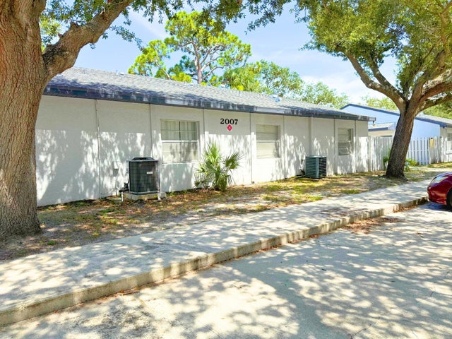 3 of 10 - 2007 Oleander Boulevard #c, Fort Pierce, FL