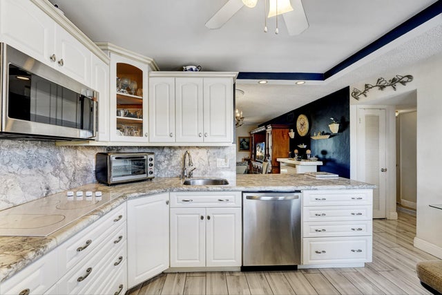 1 of 28 - 2615 Ne 1st Court #204, Boynton Beach, FL