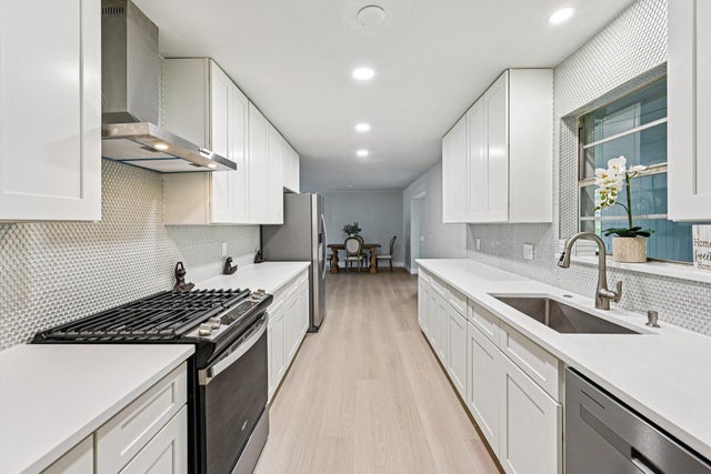 Photo of Listing #RX-11106674