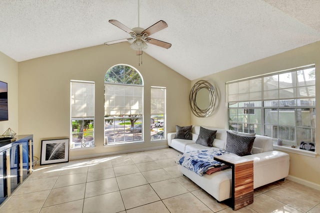 5 of 34 - 1215 Crystal Way #b, Delray Beach, FL