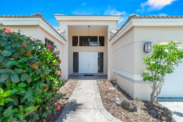 3 of 35 - 3136 Peachtree Circle, Davie, FL
