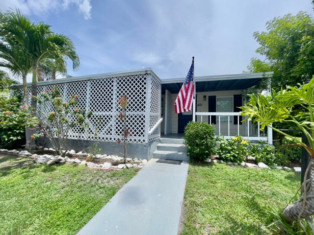 3 of 52 - 2555 Pga Boulevard #421, Palm Beach Gardens, FL