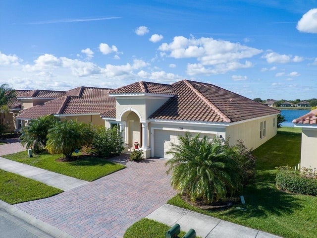 3 of 33 - 1728 Berkshire Circle Sw, Vero Beach, FL