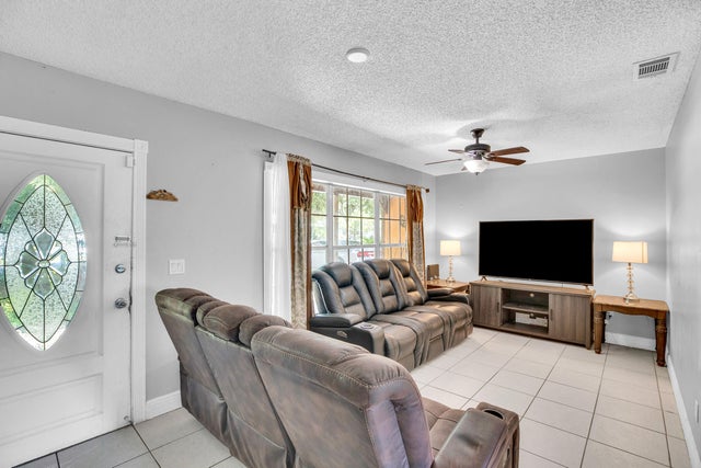 3 of 19 - 5402 Shannon Drive, Fort Pierce, FL
