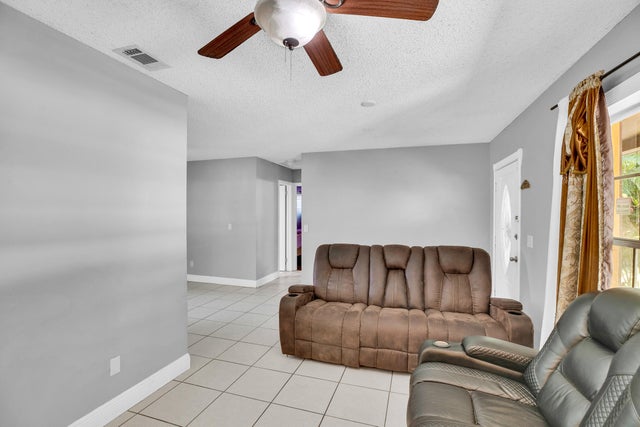 5 of 19 - 5402 Shannon Drive, Fort Pierce, FL