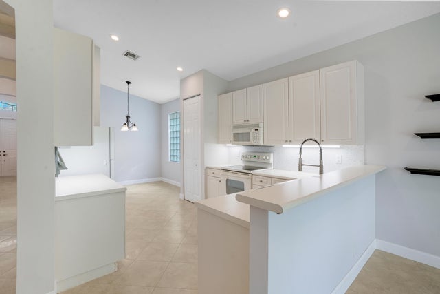 5 of 28 - 7133 Via Leonardo, Lake Worth, FL