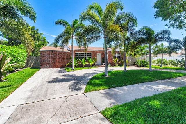 3 of 23 - 235 Forest Hill Boulevard, West Palm Beach, FL