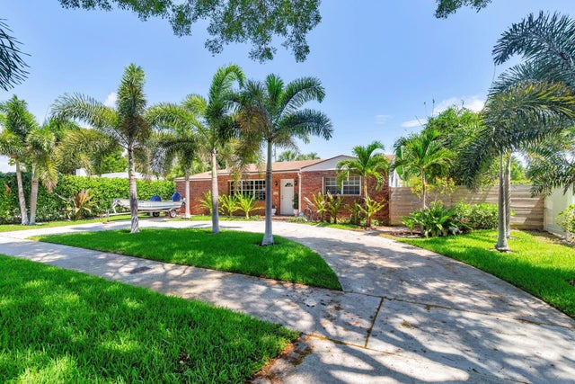 5 of 23 - 235 Forest Hill Boulevard, West Palm Beach, FL
