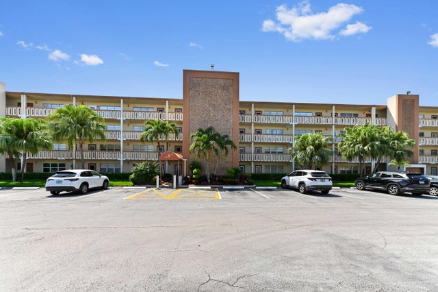 1 of 27 - 1010 Newcastle A #1010, Boca Raton, FL