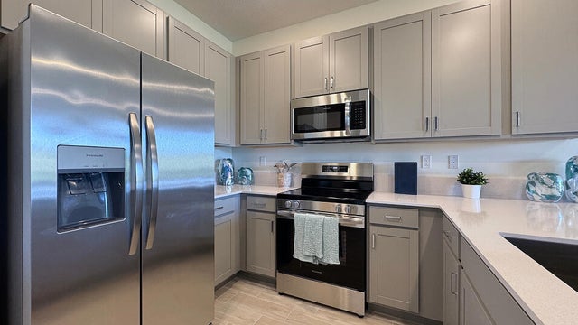 3 of 11 - 5635 Divine Drive, Delray Beach, FL