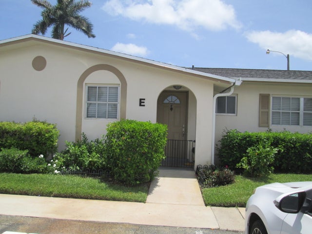 2 of 46 - 2670 E Barkley E Drive E #e, West Palm Beach, FL