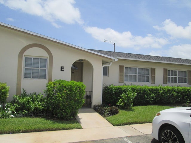 3 of 46 - 2670 E Barkley E Drive E #e, West Palm Beach, FL