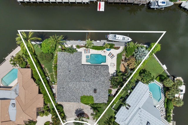 4 of 52 - 830 Ne Boca Bay Colony Drive, Boca Raton, FL