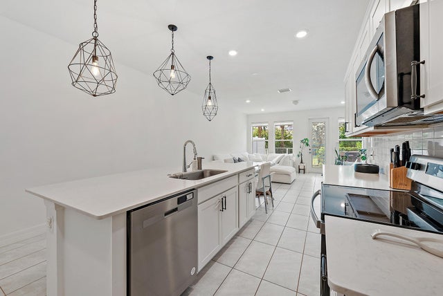 3 of 20 - 6173 Rancho Lane, Greenacres, FL