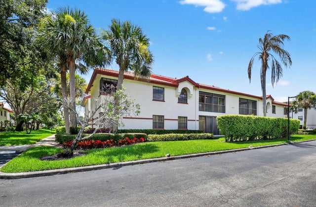1 of 64 - 5145 Brisata Circle #e, Boynton Beach, FL