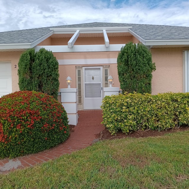 4 of 35 - 210 N Grove Isle Circle, Vero Beach, FL