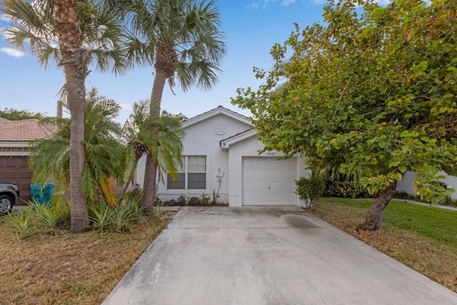 2 of 21 - 7067 Chesapeake Circle, Boynton Beach, FL