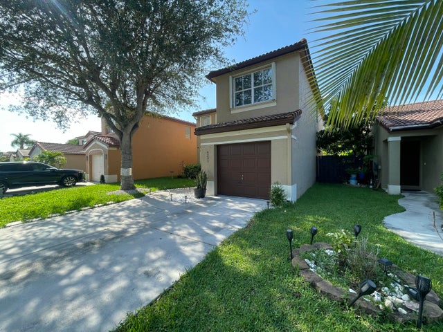 4 of 77 - 4231 Nw 1st Drive, Deerfield Beach, FL