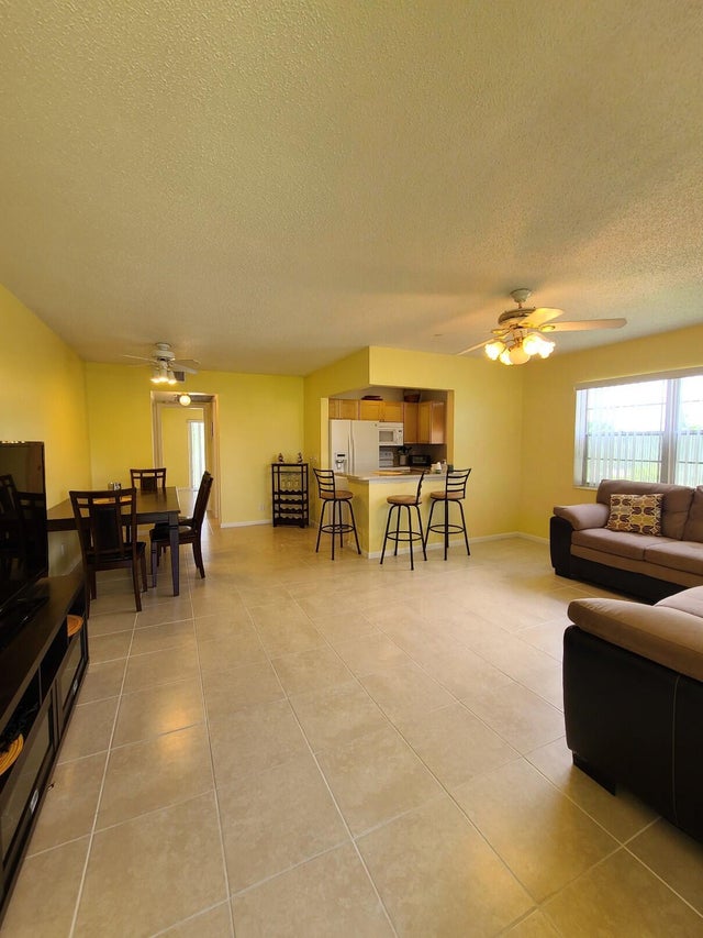 1 of 24 - 133 Camden F, West Palm Beach, FL