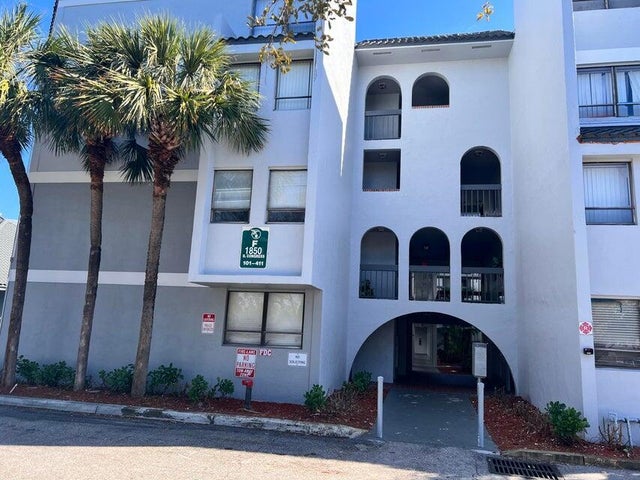 1820 N Congress Avenue #302, West Palm Beach