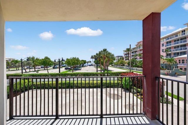 3 of 40 - 180 Se 20th Avenue #201, Deerfield Beach, FL