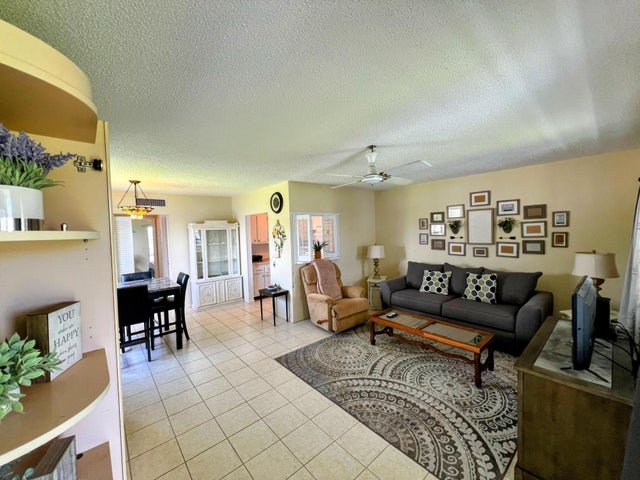 1 of 19 - 113 Easthampton E, E, West Palm Beach, FL