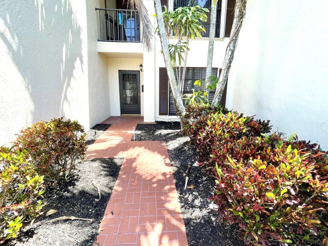 2 of 24 - 3089 Lucerne Park Drive Drive, Greenacres, FL