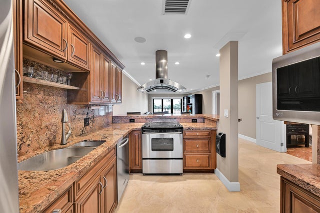 4 of 11 - 3605 S Ocean Boulevard #534, South Palm Beach, FL